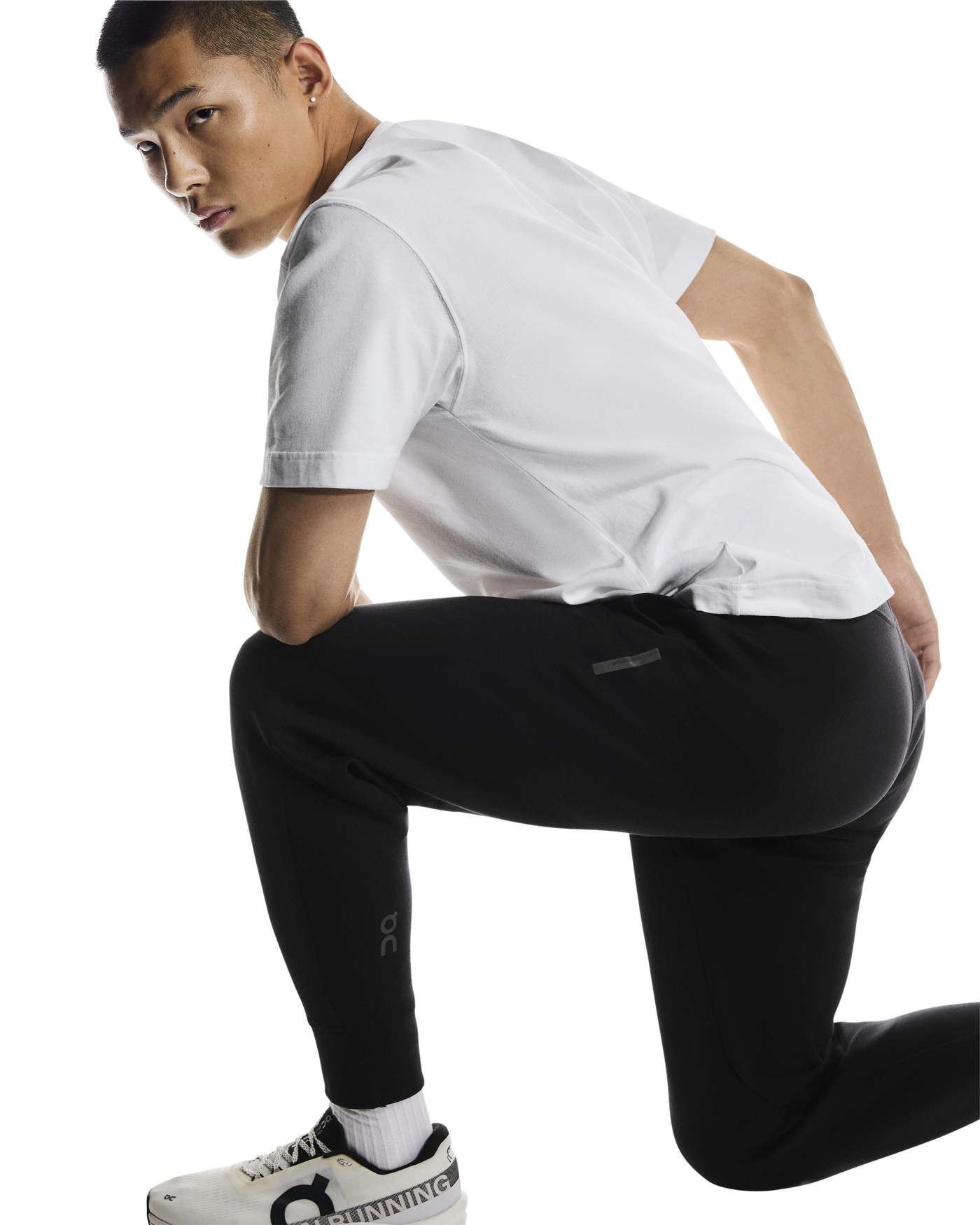 Men's On Running Black Focus Tech Sweatpants