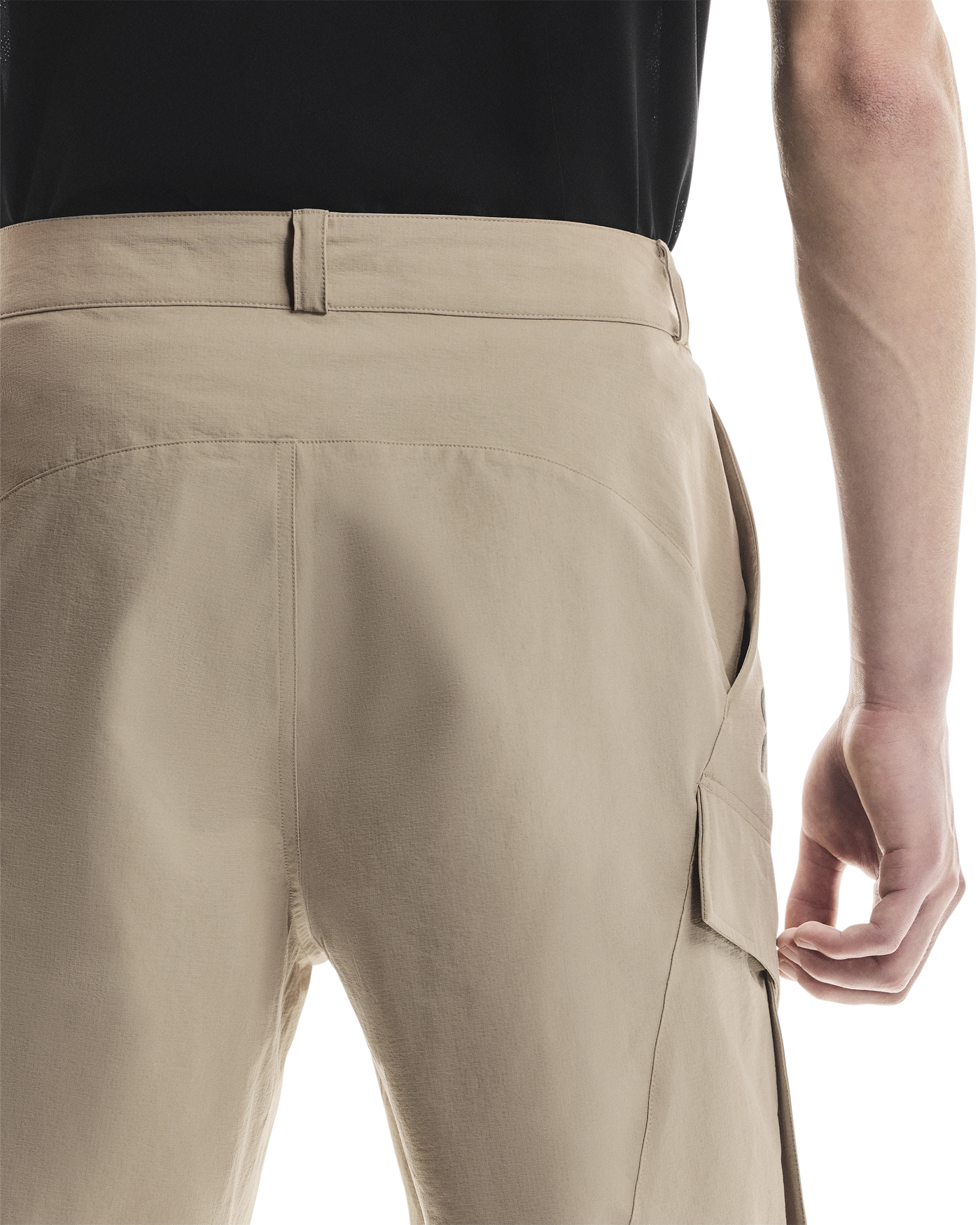 Men's On Running Desert Trek Waterproof Jacket & Water Resistant Trek Pants Set