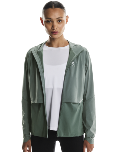 Women's On Running Core Jacket in Olive
