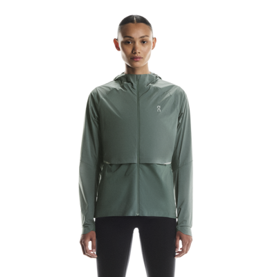Women's On Running Core Jacket in Olive