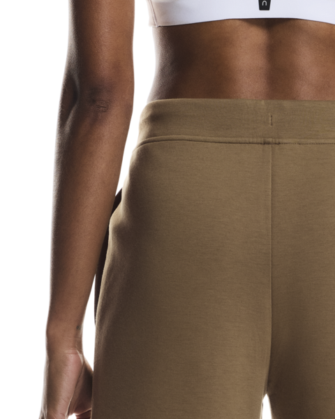 Women's On Running Focus Tech Sweatpants in Nutmeg