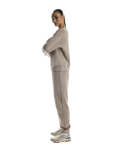 Women's On Running Club Pant in Desert