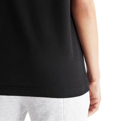 Women's On Running Club T-Shirt in Black